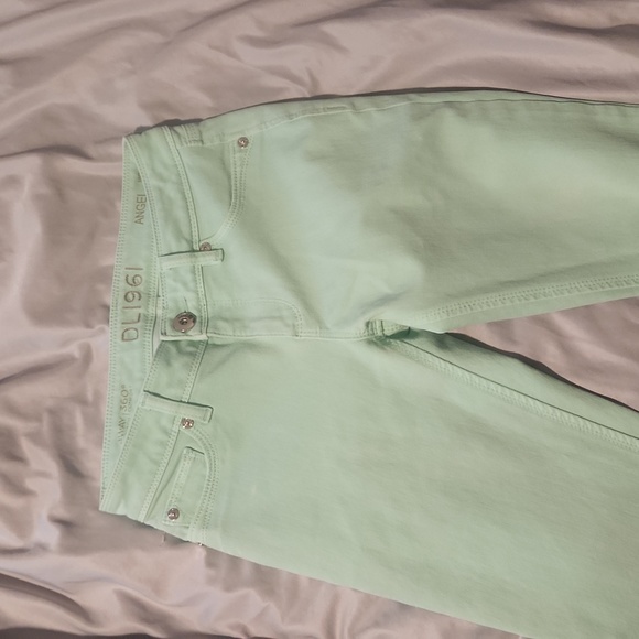 DL1961 size 26 - Picture 3 of 5